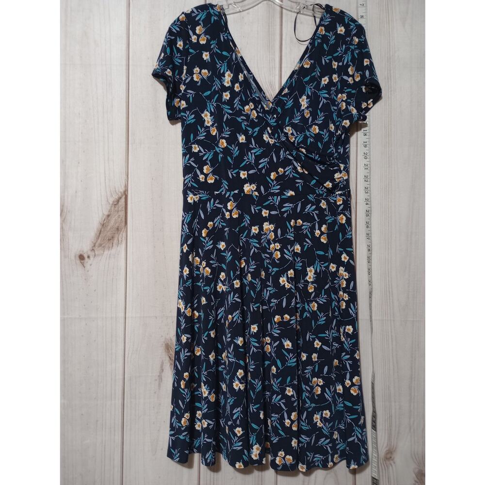 Kaileigh Dress Womens XL Navy Blue Floral Short Sleeve V Neck Stretch‎ Casual
